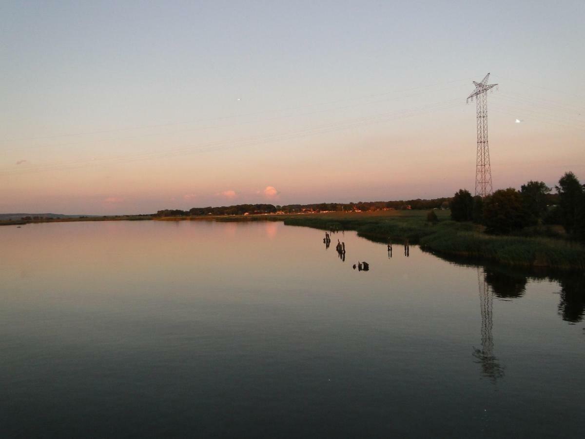 Zacisze Domki Letniskowe Karsibor 斯维诺乌伊希切 外观 照片