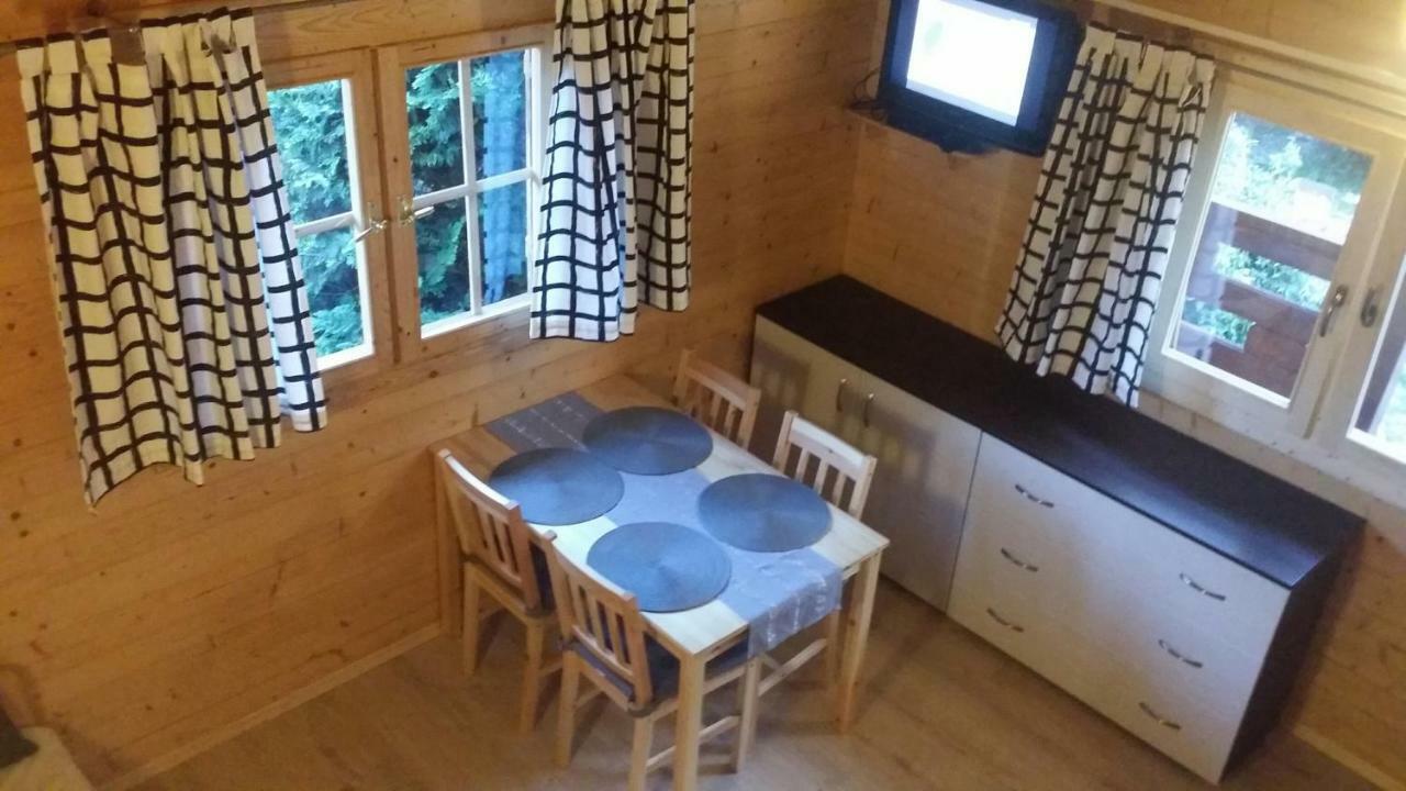Zacisze Domki Letniskowe Karsibor 斯维诺乌伊希切 外观 照片