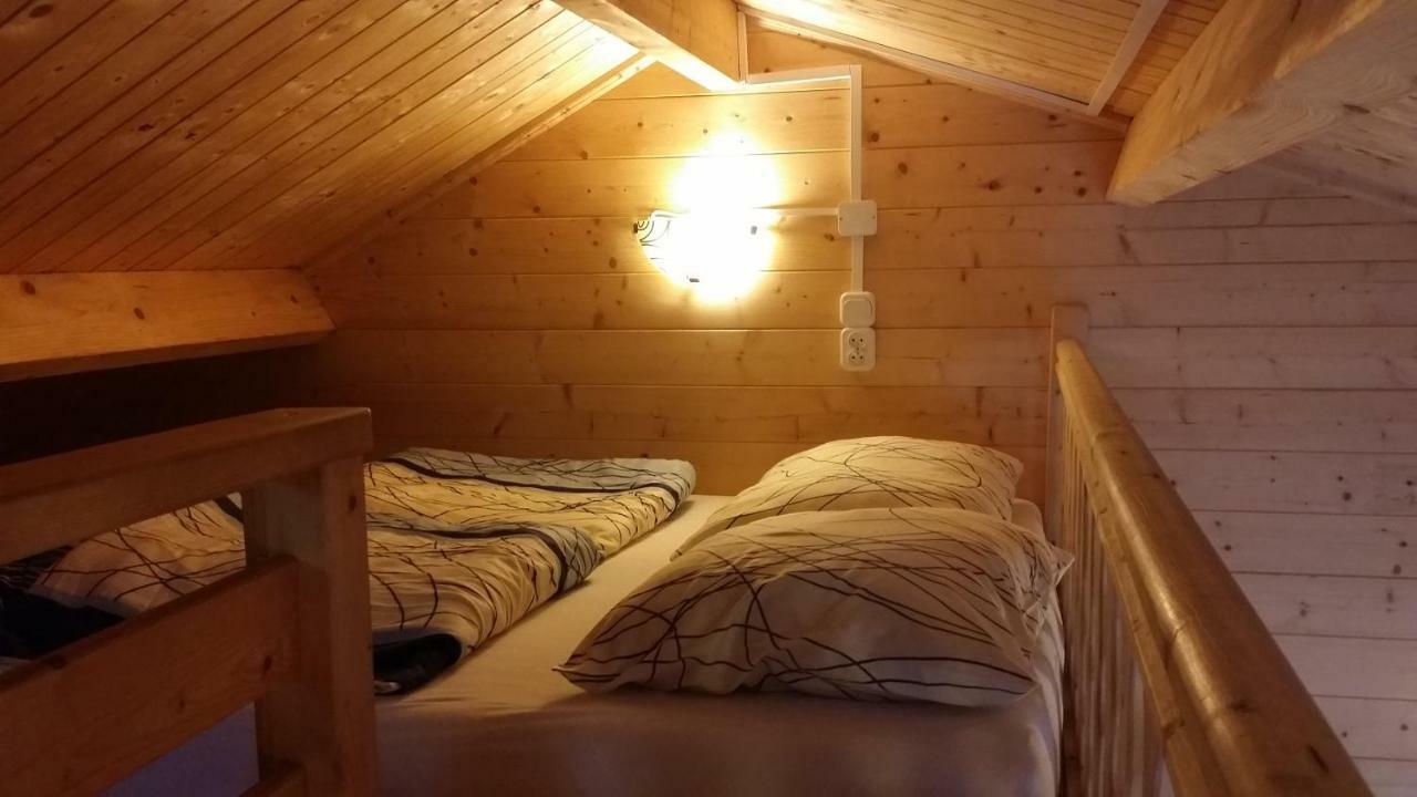 Zacisze Domki Letniskowe Karsibor 斯维诺乌伊希切 外观 照片